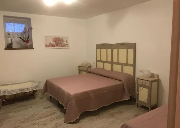 Ad Un Passo Dal Cielo فندق مبيت وإفطار Pietrasecca